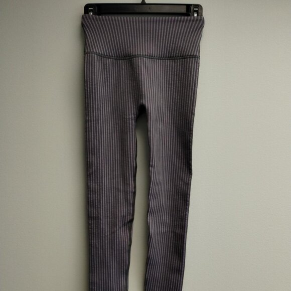 Fabletics - High Waisted Seamless Rib Legging - Size: XS - Picture 1 of 6
